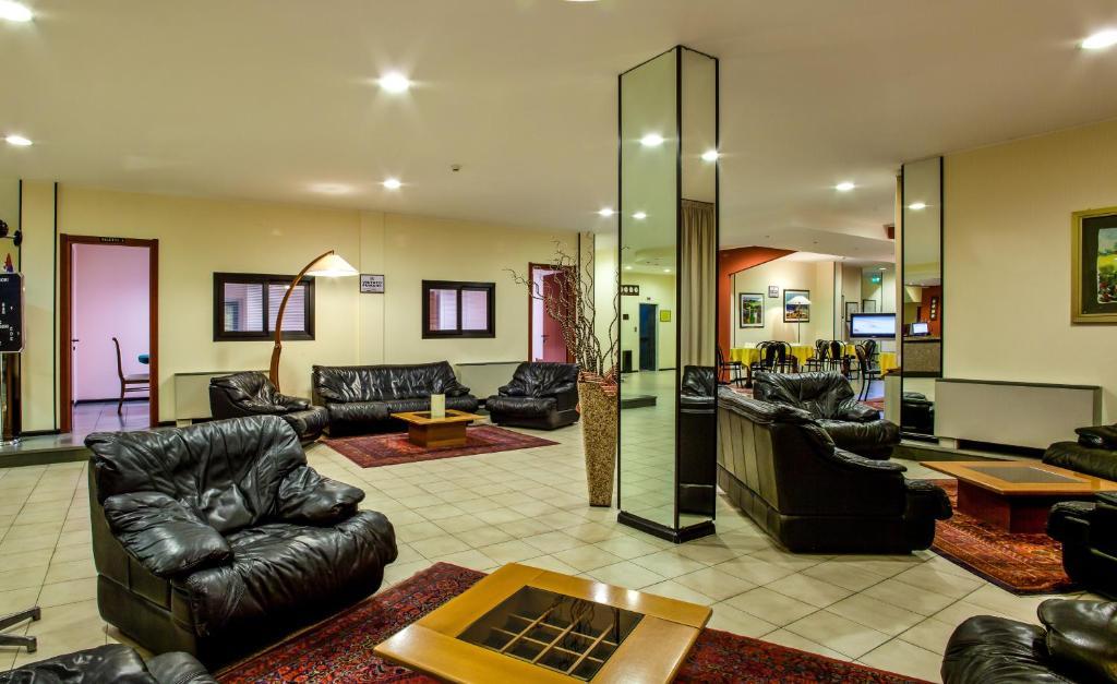 Hotel Quadrifoglio Κάλιαρι Εξωτερικό φωτογραφία